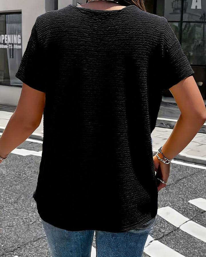 T-shirt Collo Peter Pan con Bottoni
